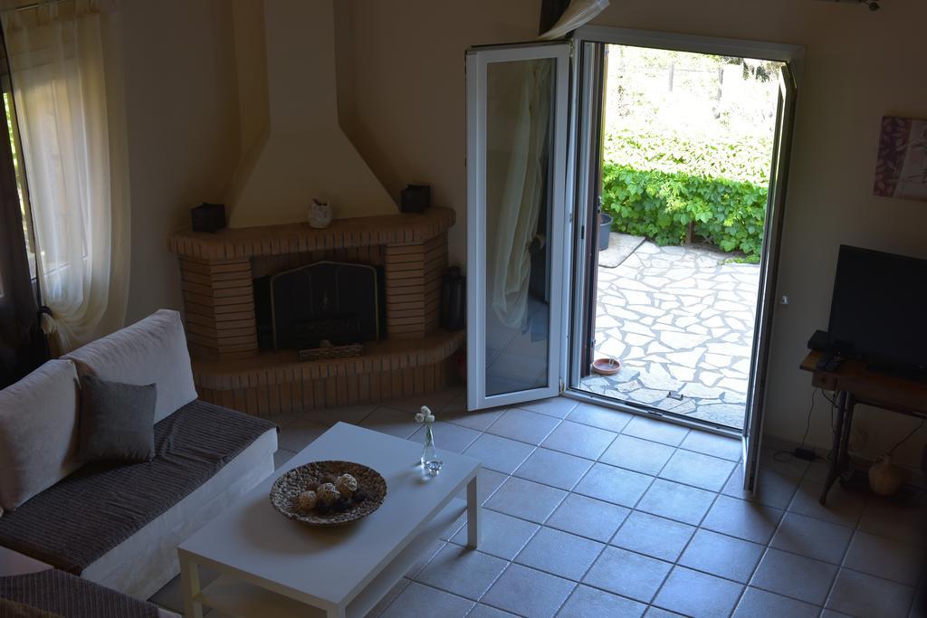 Paxos Santa Marina Villas Gaios Exterior foto